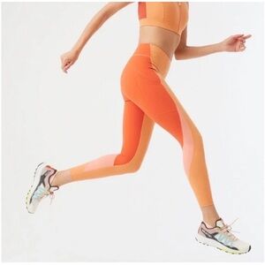 Outdoor Voices SuperForm Zoom 7/8 High Rise Leggings Size S